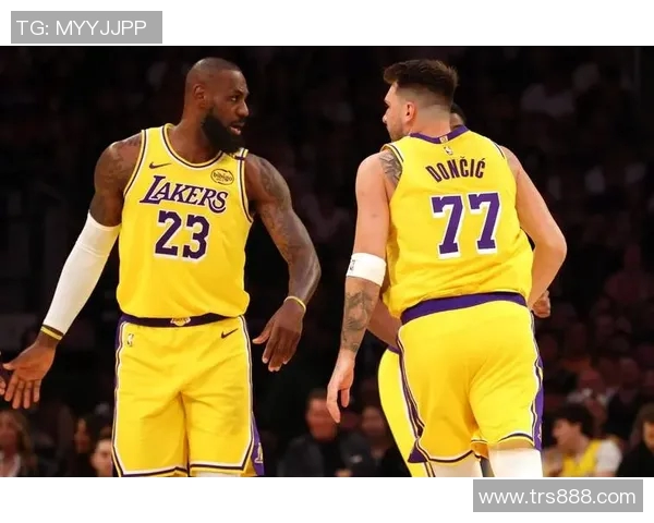 NBA新赛季西部战局：勇士快船争锋，湖人展望前列